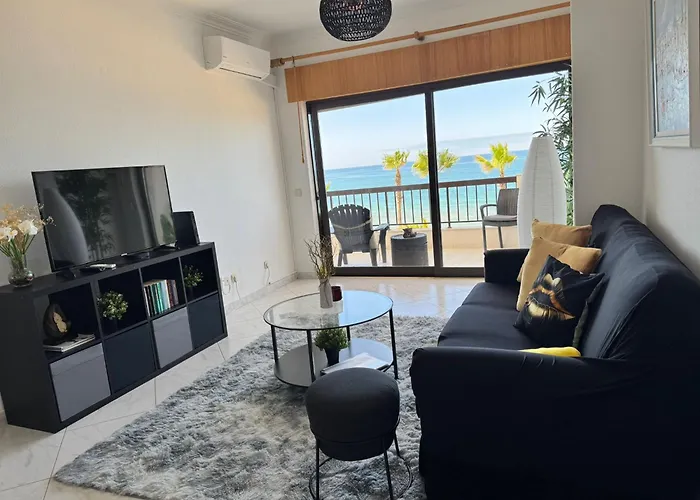 Adrimar - Beachfront Sea View 2br In A Prime Location Apartment